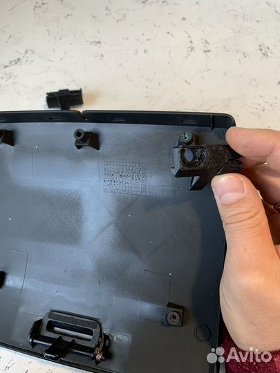 Ремкомплект бардачка Avensis T250