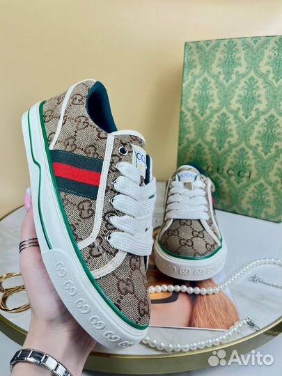 Женские кеды Gucci