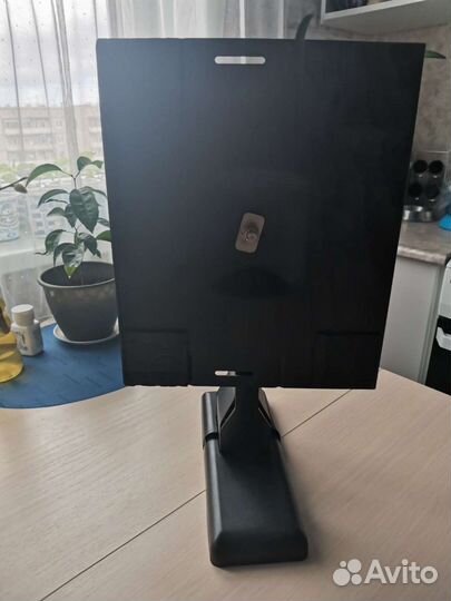 Подставка для телевизора