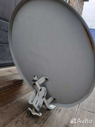 Антенна спутниковая