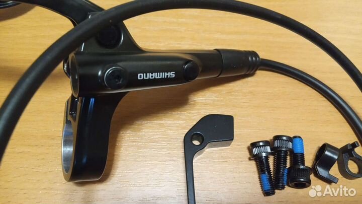 Гидравлические тормоза Shimano MT 200