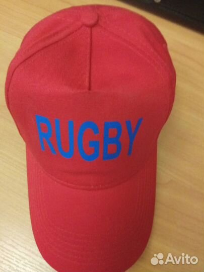 Печать логотипа на бейсболках, кепках, футболках