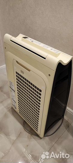 Увлажнитель воздуха Sharp KI-FX75-W