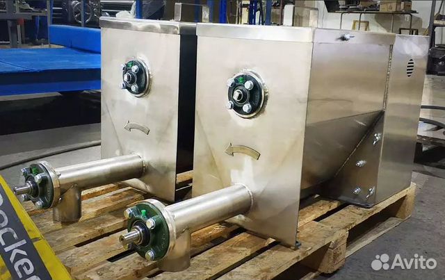 Объемный шнековый дозатор малых добавок