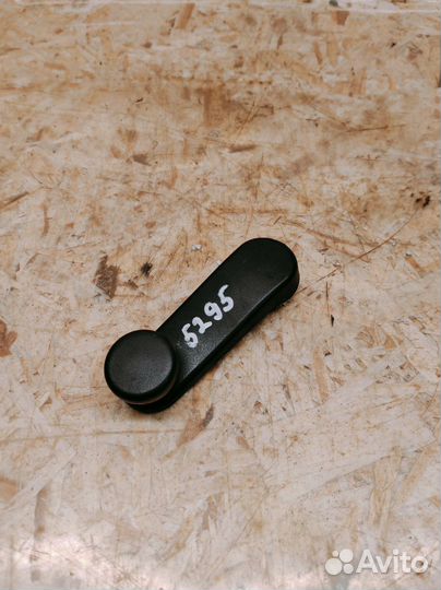 Ручка стеклоподъемника Chevrolet Aveo