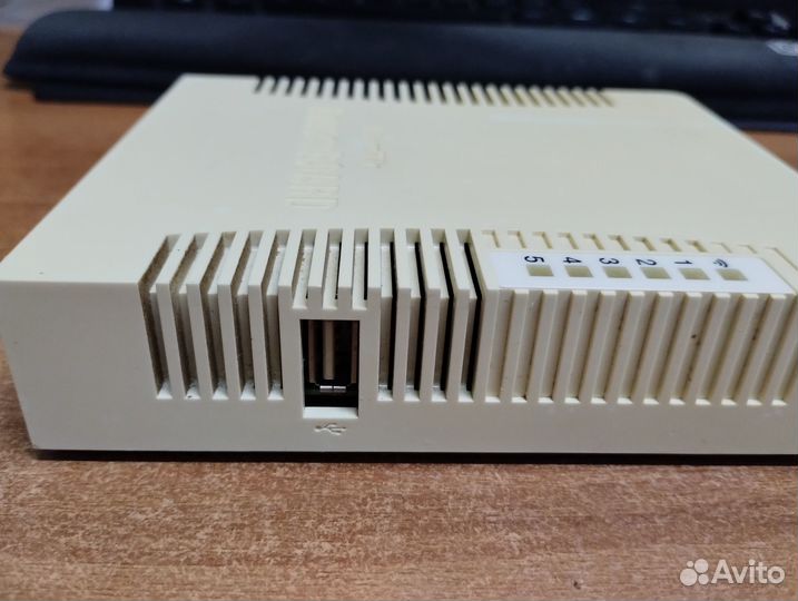 Маршрутизатор MikroTik RB751U-2HnD
