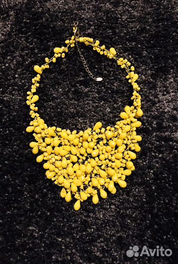 Ожерелье Zara