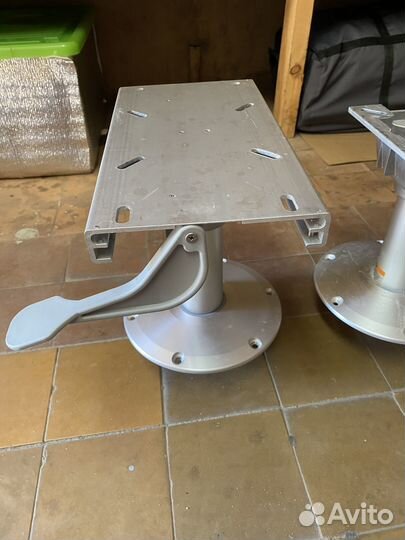 Стойки под сиденья в катер