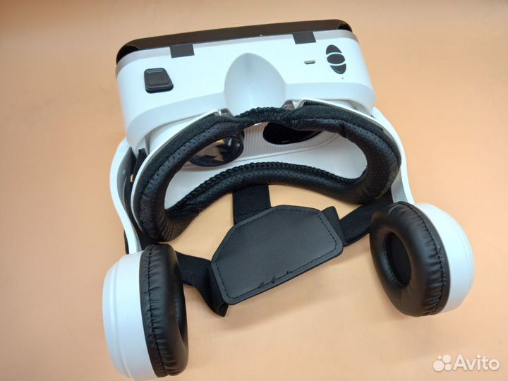 С дефектом 836390 Очки виртуальной реальности VR