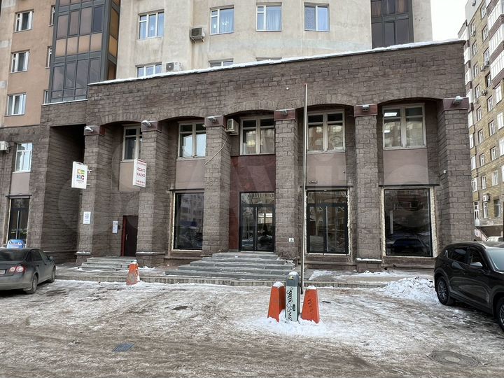 Помещение 107 м² в центре на Кирова