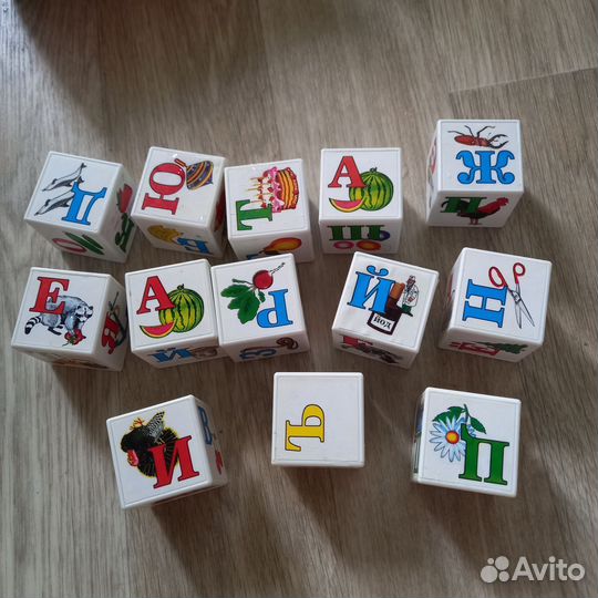 Кубики с алфавитом