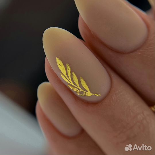 Маникюр / Наращивание ногтей