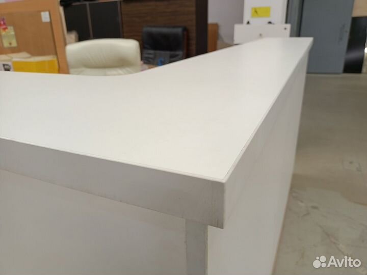 Ресепшен угловой, большой Б.У