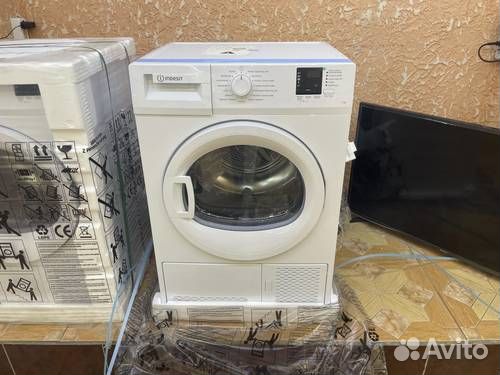Сушильная машина Indesit новая