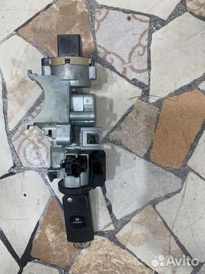 Комплект личинок (замков) Mazda 6 седан 2.0 LF