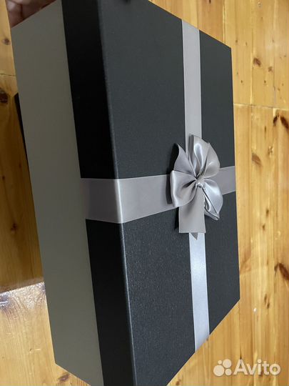 Коробка подарочная
