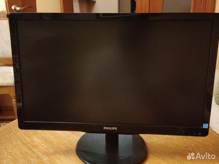Монитор Philips 226v4l