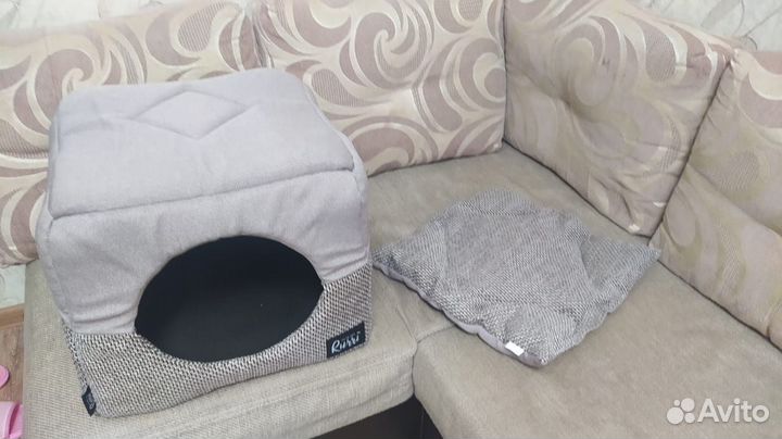 Лежанка домик для собаки