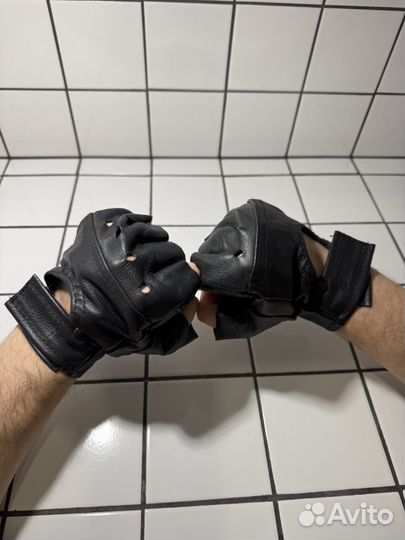 Кожаные перчатки без пальцев (митинки)