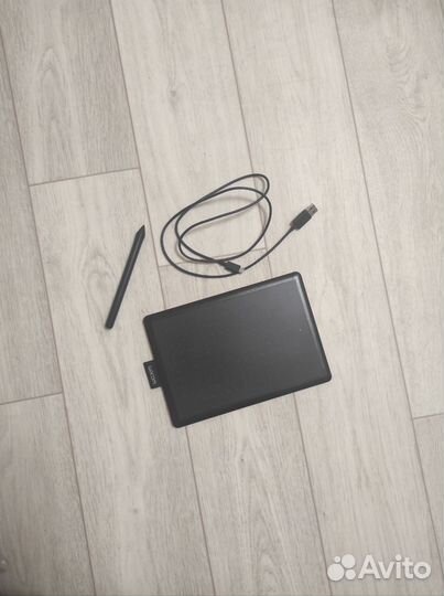 Графический планшет Wacom One
