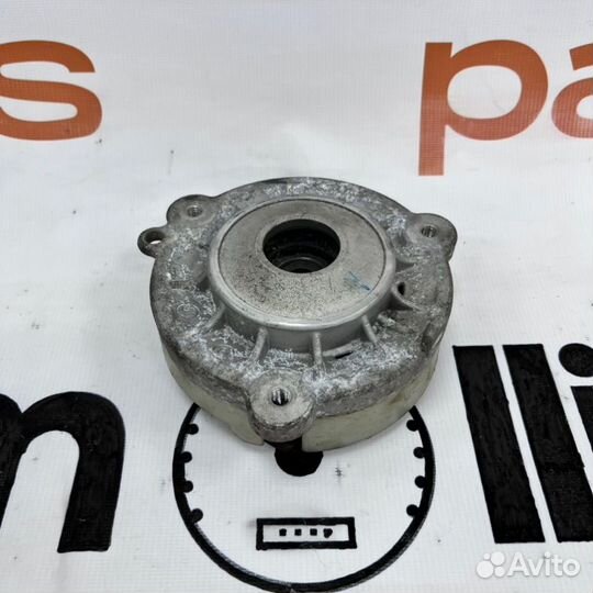 Вилка амортизатора Audi A6 C8 2019