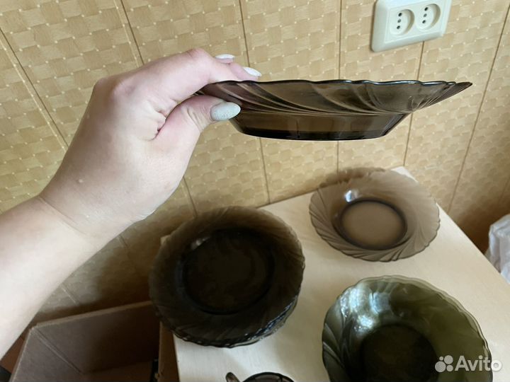 Набор столовой посуды тарелки