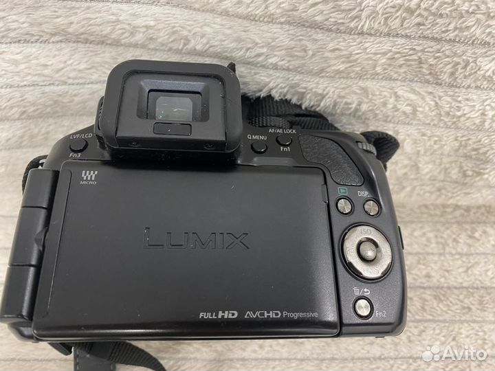 Фотоаппарат Panasonic Lumix DMC-G5 с объективом 14