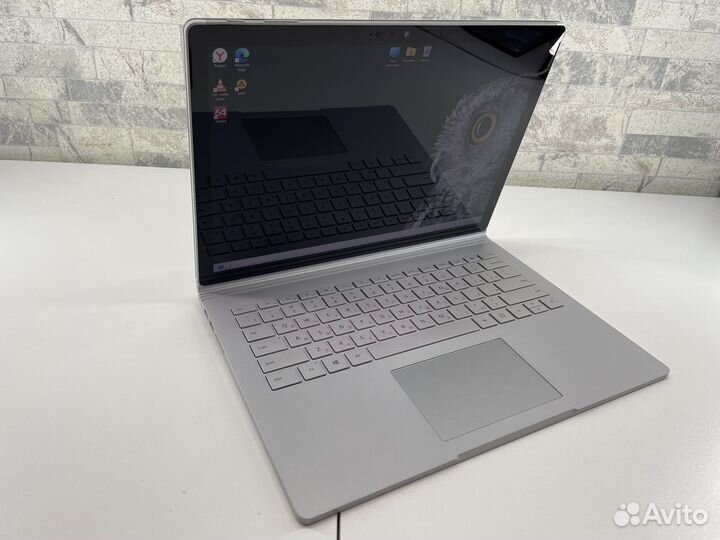 Microsoft surface book 3 13,5