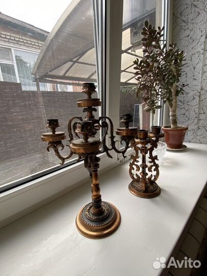 Подсвечник