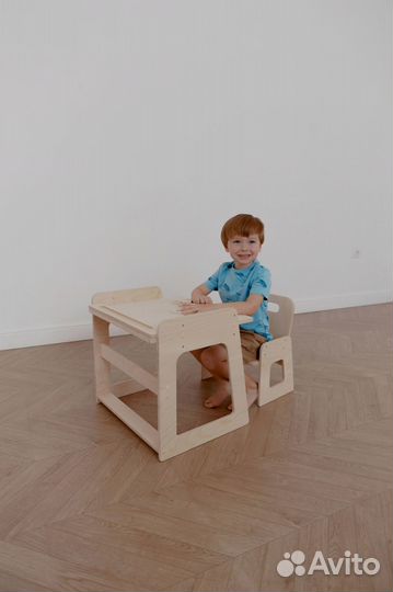 Детский стол и стульчик растущий
