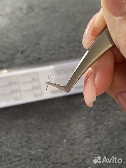 Пинцет для наращивания ресниц