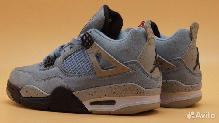 Nike air Jordan 4 university blue