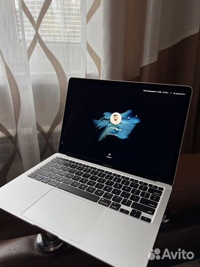Ноутбук Apple MacBook Air 2020