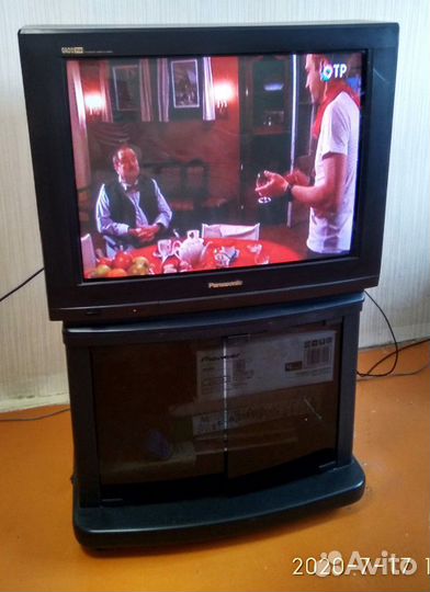 Телевизор 