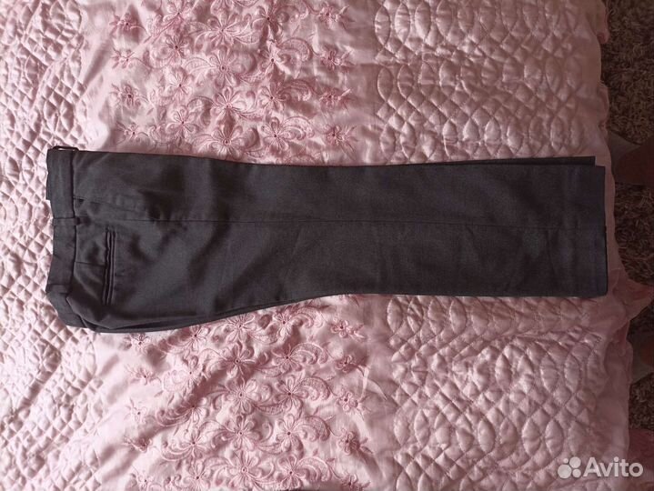 Школьный костюм для мальчика 128 серый