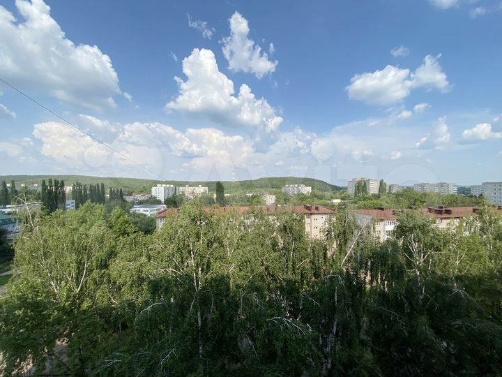 Доля в 3-к. квартире, 63 м², 8/9 эт.