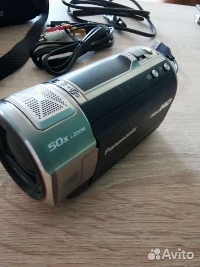 Камера Panasonic full HD hc-v720m для видеосъёмки