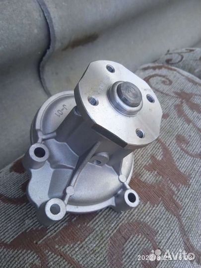 Воденая помпа для мерседес А. Клас