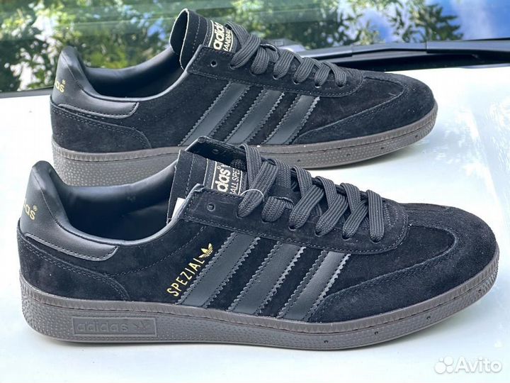 Кроссовки adidas