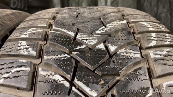 Dunlop Winter Sport 5 SUV 255/45 R20 105V