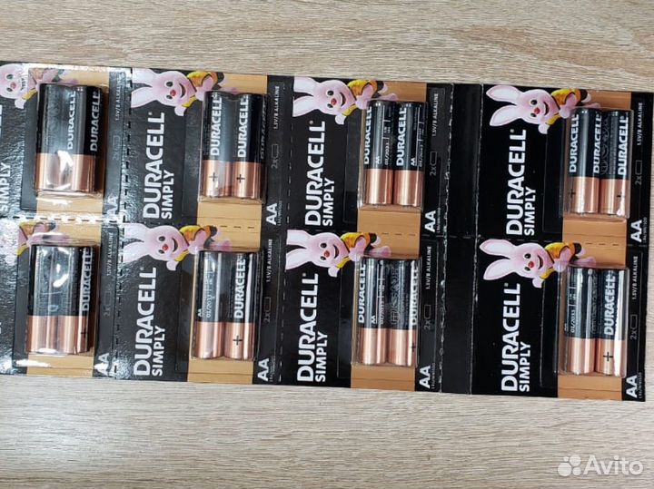 Батарейки дюрасел 20 штучные с гравировкой