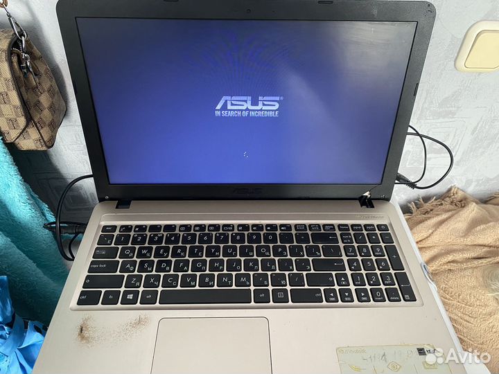 Ноутбук asus d540MB