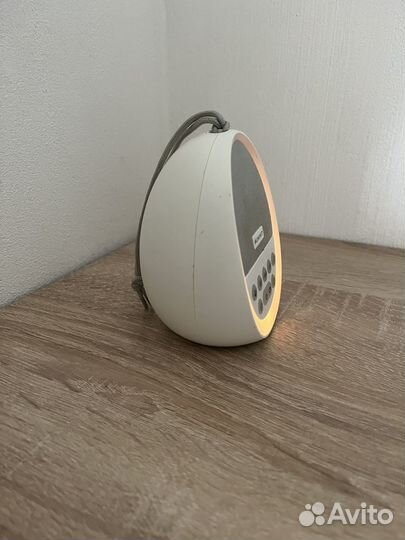 Ночник с белым шумом