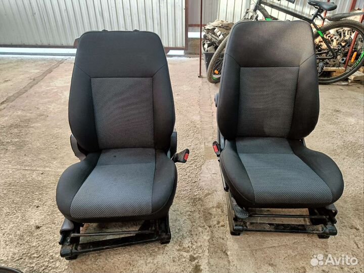 Сиденья Опель Мерива А