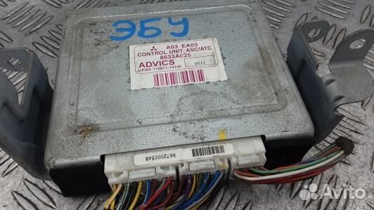 Блок управления mitsubishi pajero 4 (1DN12NC02)