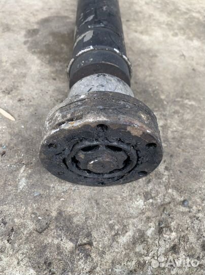 Карданный вал МКПП бмв е39 525i m52tu