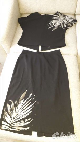 Костюм женский 44