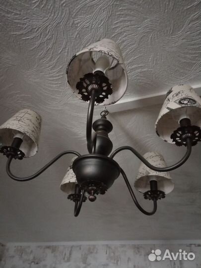 Люстра потолочная