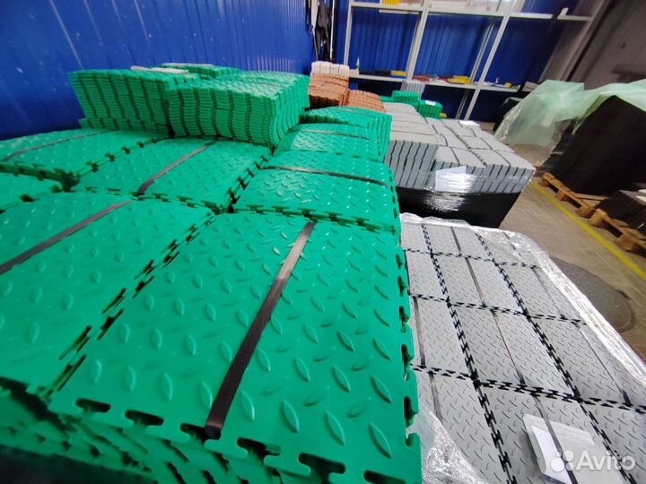 Модульная пвх плитка в автосервис / сто