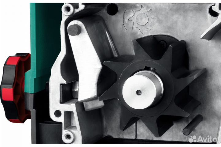 Садовый электрический измельчитель Зубр зиэ-44-280